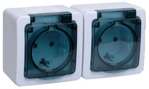 Розетка IEK Гермес PLUS РСб22-3-ГПБд двойная наружная с заземлением с крышкой IP54 цвет крышки дымчатый