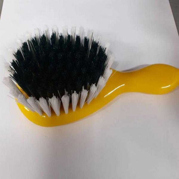 Щетка одежная с ручкой С-105