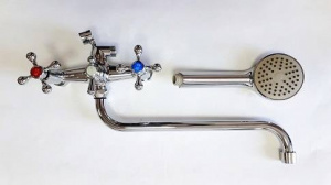 Смеситель для ванны BL-P 2208