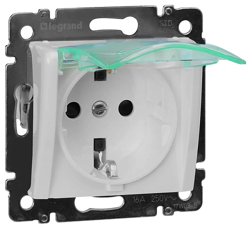 Розетка Legrand одинарная скрытая установка с крышкой белая