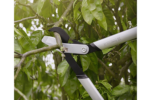Сучкорез плоскостной средний FISKARS 640мм PowerGear LX94