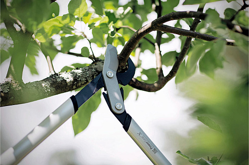 Сучкорез плоскостной средний FISKARS 640мм PowerGear LX94