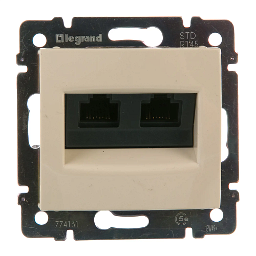 Розетка Legrand компьютерная двойная скрытая установка